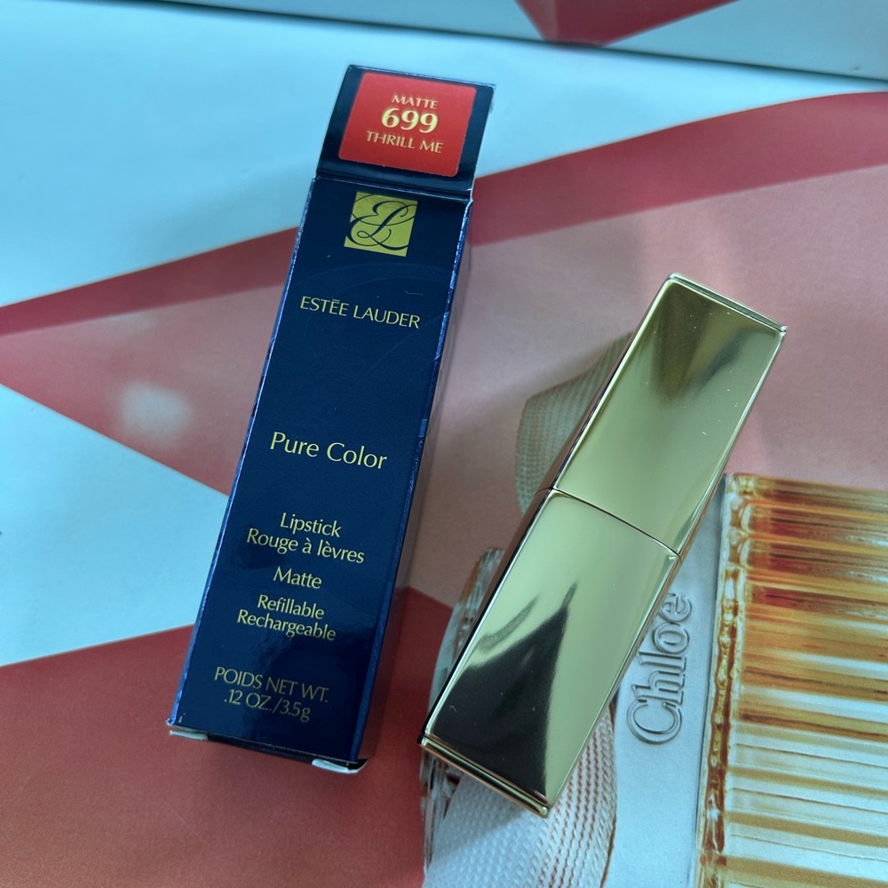 Estee Lauder Matte Lipstick ~ #699 thrill me~ Full Size ~ New 🎁